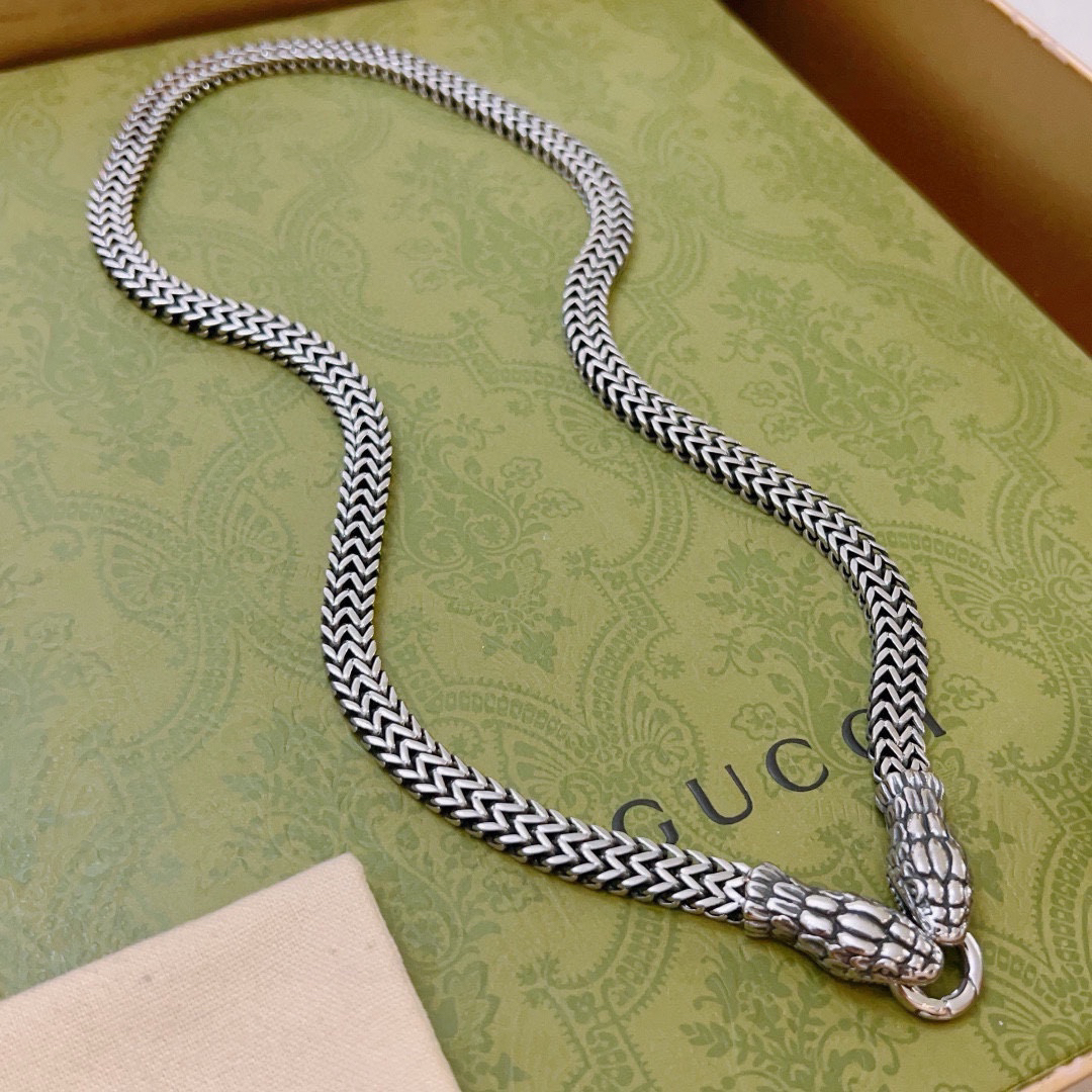Gucci Anger Forest Series New Two-Headed Snake Vintage Necklace