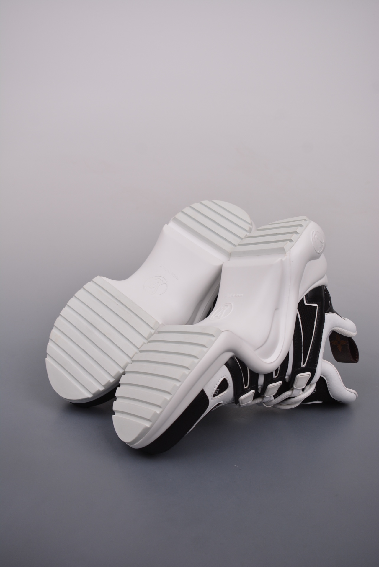 Louis Vuitton Archlight Sneakers black and white print 1ACL1A