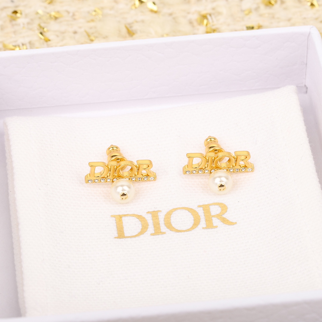 Dior Alphabet Pearl Stud Earrings