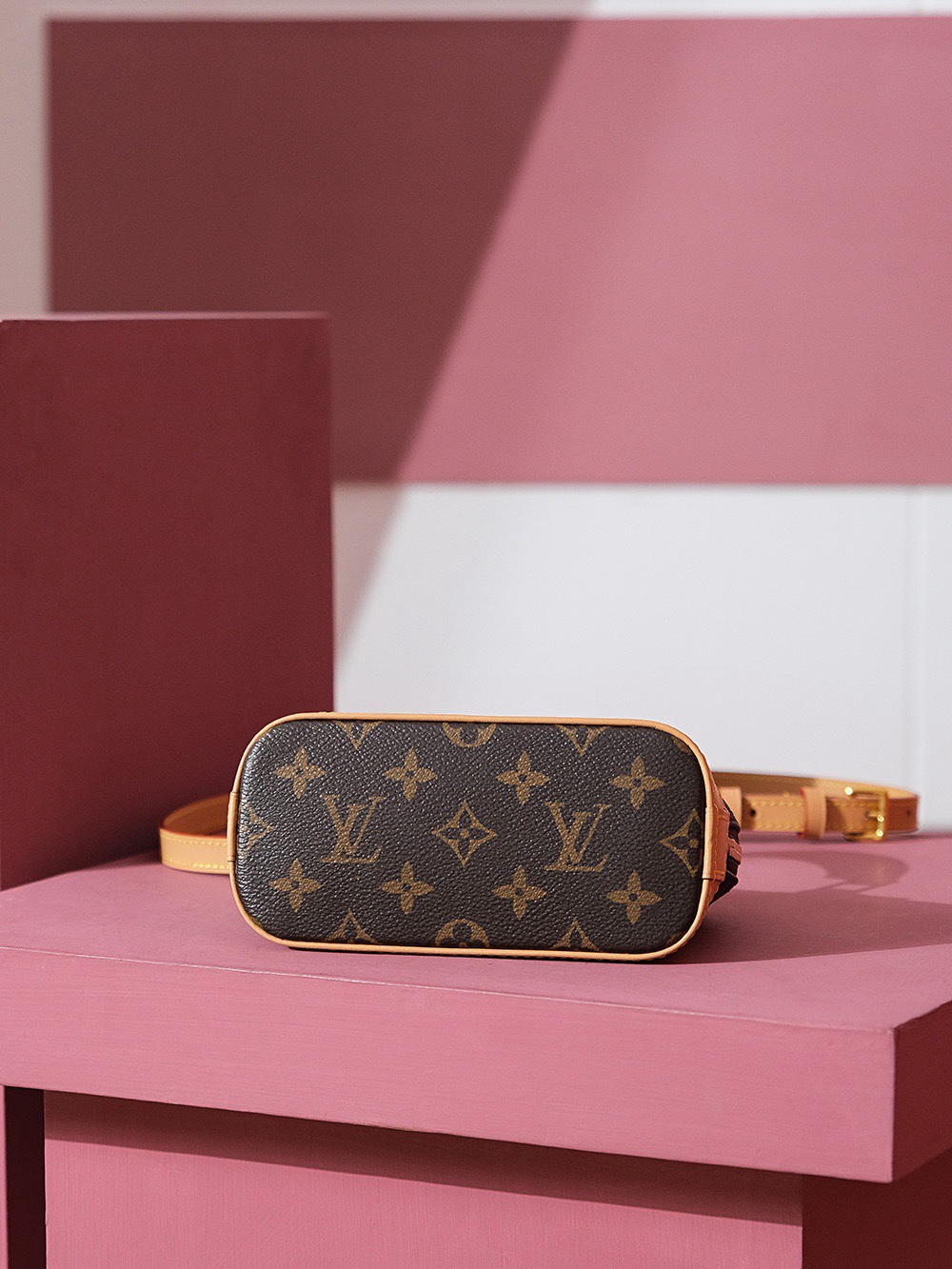Louis Vuitton NANO ALMA MINI Shell Series M82717