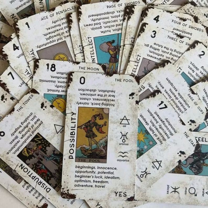 POCKET KEYWORD TAROT Deck