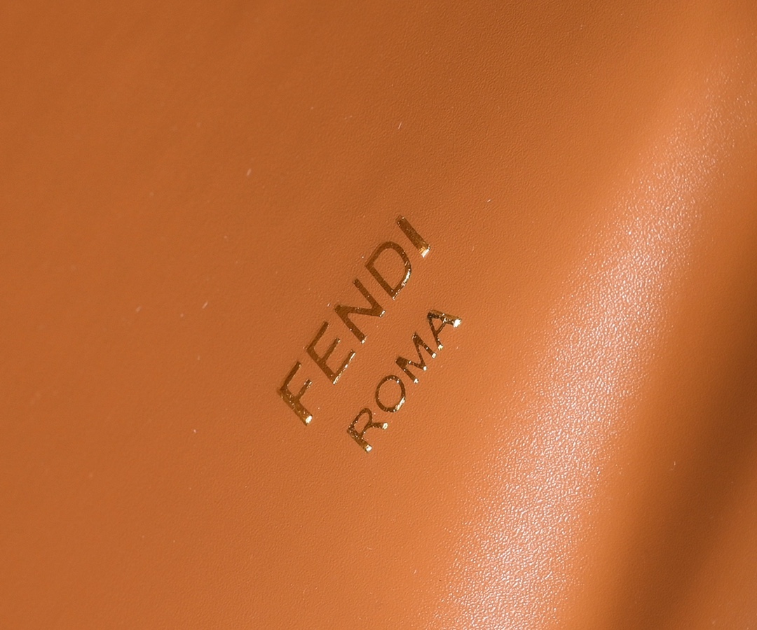 FENDI peeekaboo X-Lite series handbag 3306