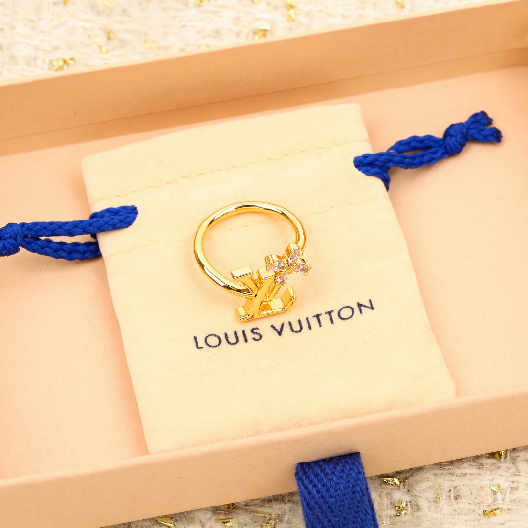 Louis Vuitton Flower Diamond Ring