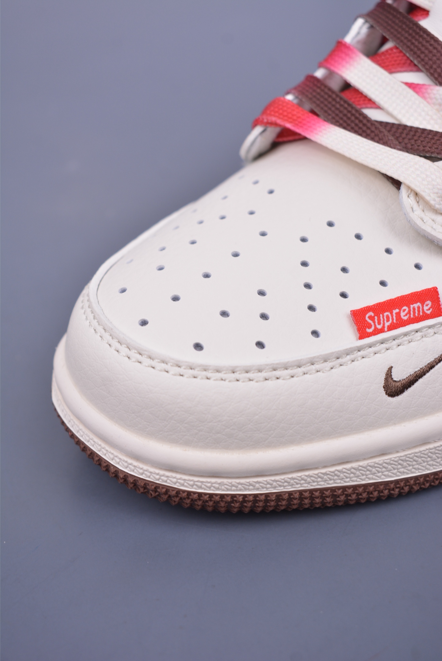 supreme x The North Face x Travis Scott x Nike Air Jordan 1 Low OG AJ1 basketball shoes SJ2068-898