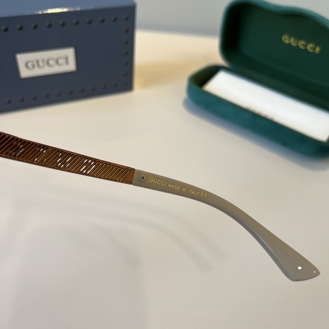 Gucci Square Frame Sunglasses