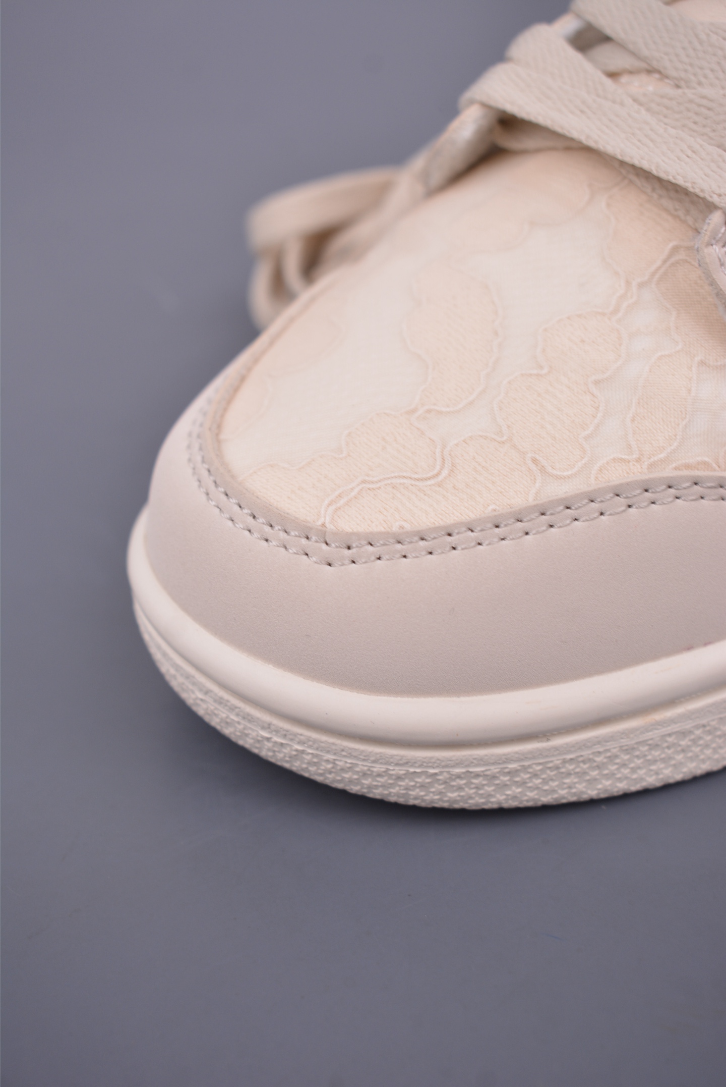 NIKE SB Dunk Low sneakers White and Pink HJ5870-100