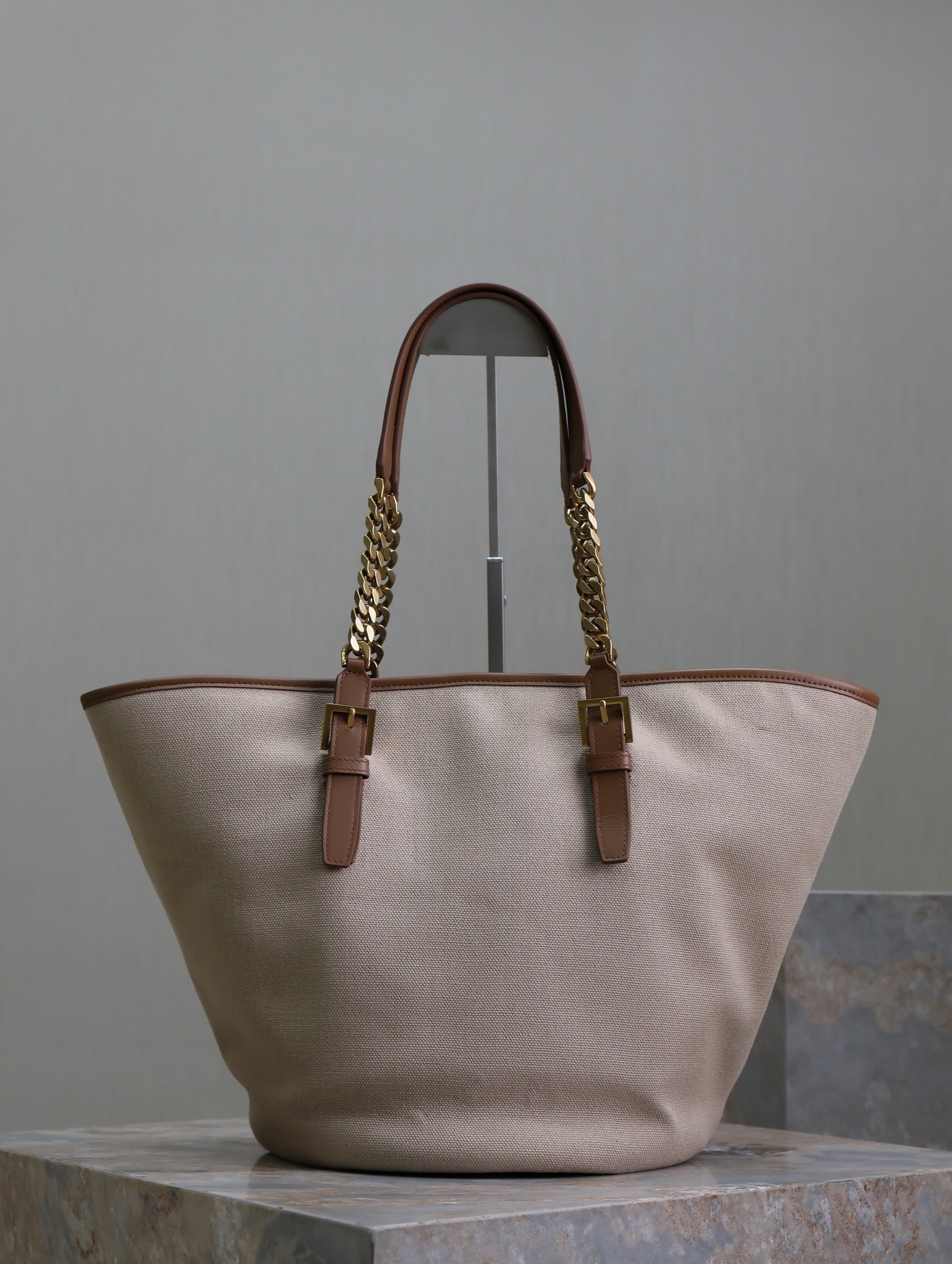 Yves Saint Laurent Cabas Bag 791303