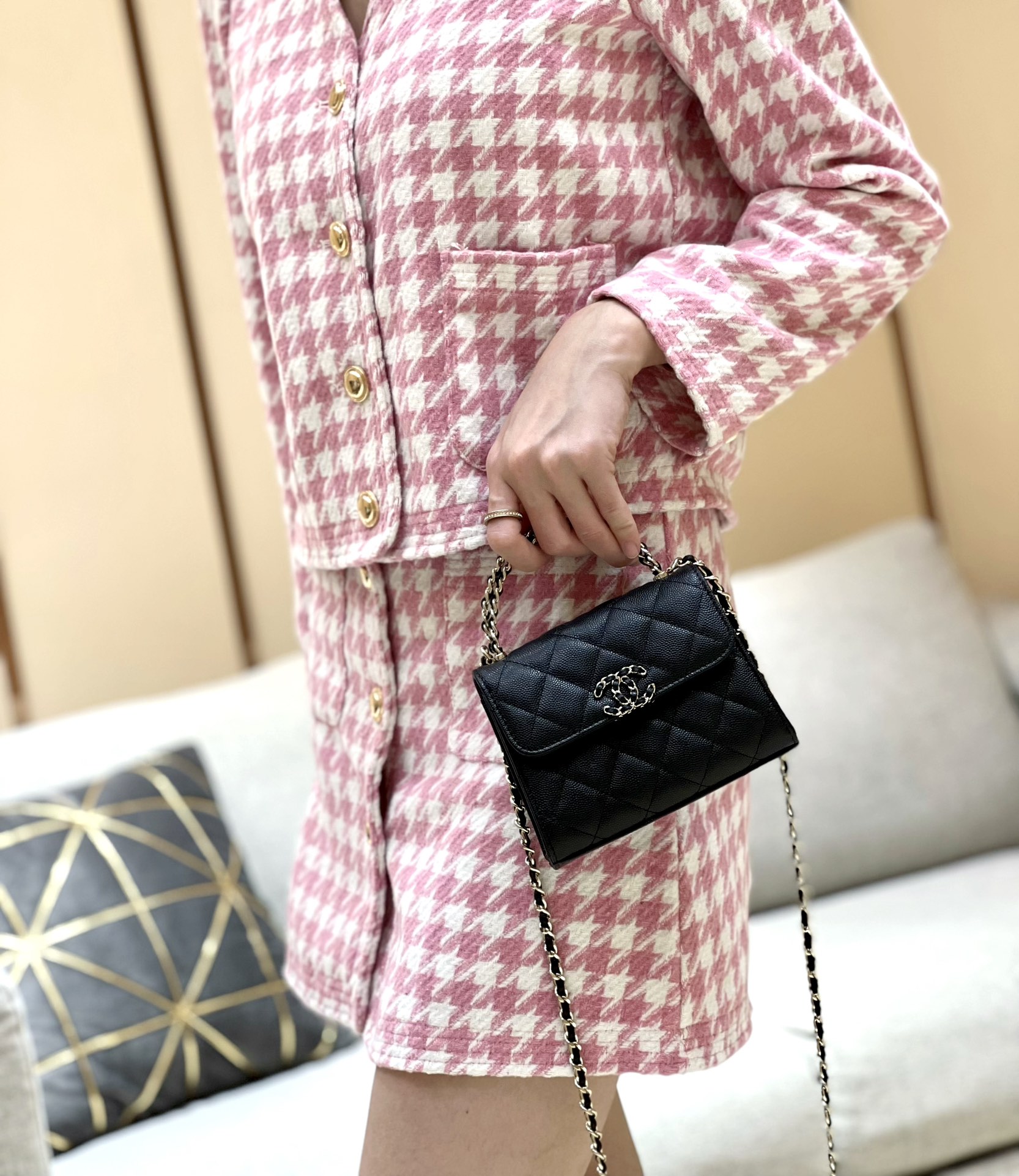 Chanel 23P Spring/Summer Kelly Leather Handle Bag 3237