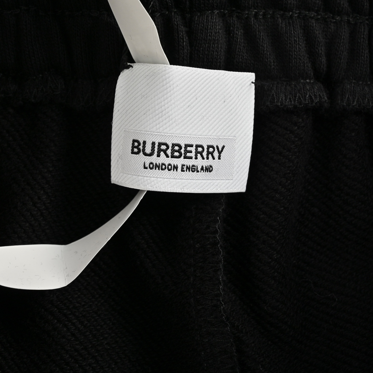 Burberry 25ss TB lettering embroidered shorts