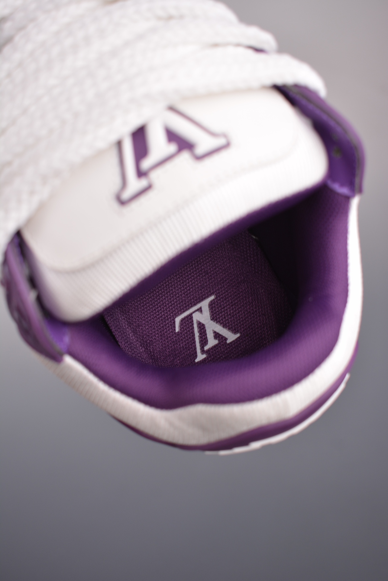 Louis Vuitton Trainer Maxi Low Sneaker White Purple 1ACPQ6