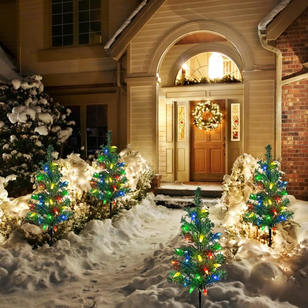 ✨Last Day 50% OFF✨Solar Christmas Tree Strawberry String Lights