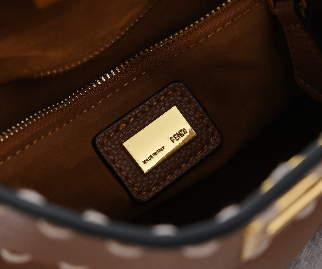 FENDI ekaboo ISeeU medium handbag 3309