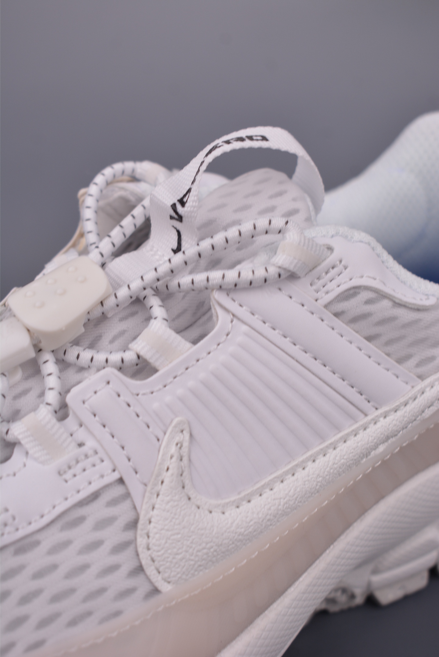 Nike Zoom Vomero Roam 5 Roam