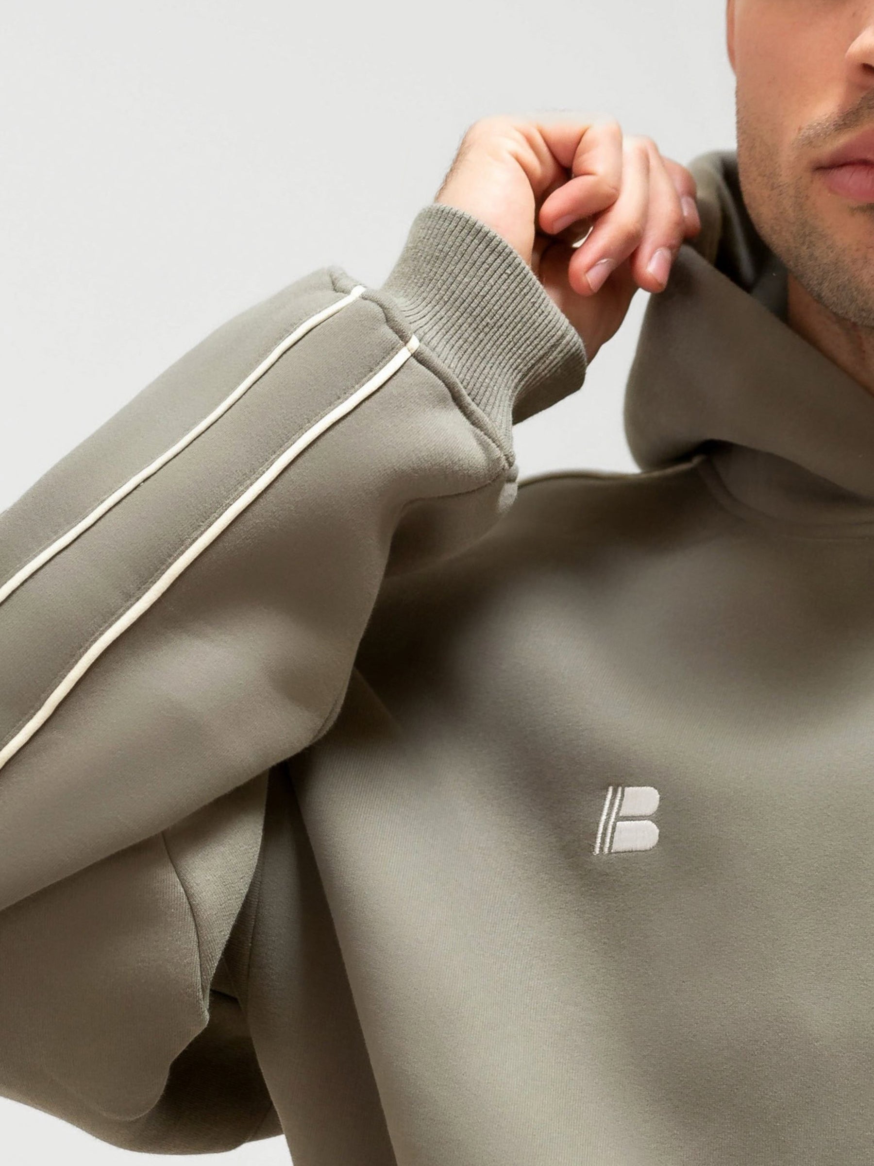 Apex Pro Relaxed Hoodie - Safari Green