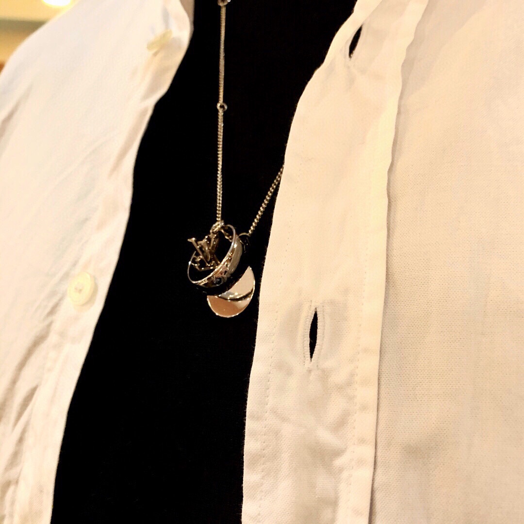 Louis Vuitton Floral Embossed Hoop Ring Necklace