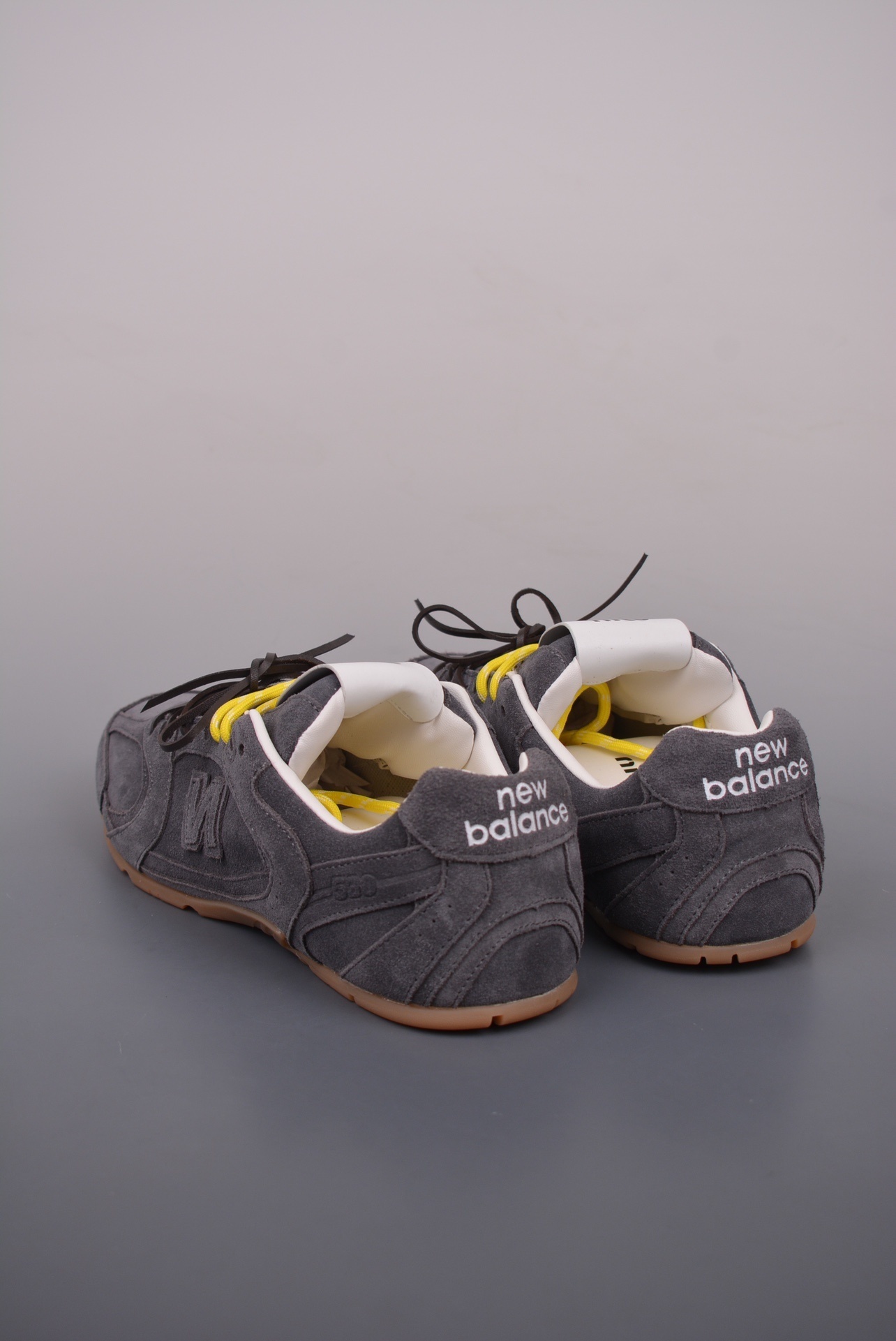 Miu Miu x New Balance 530 SL 