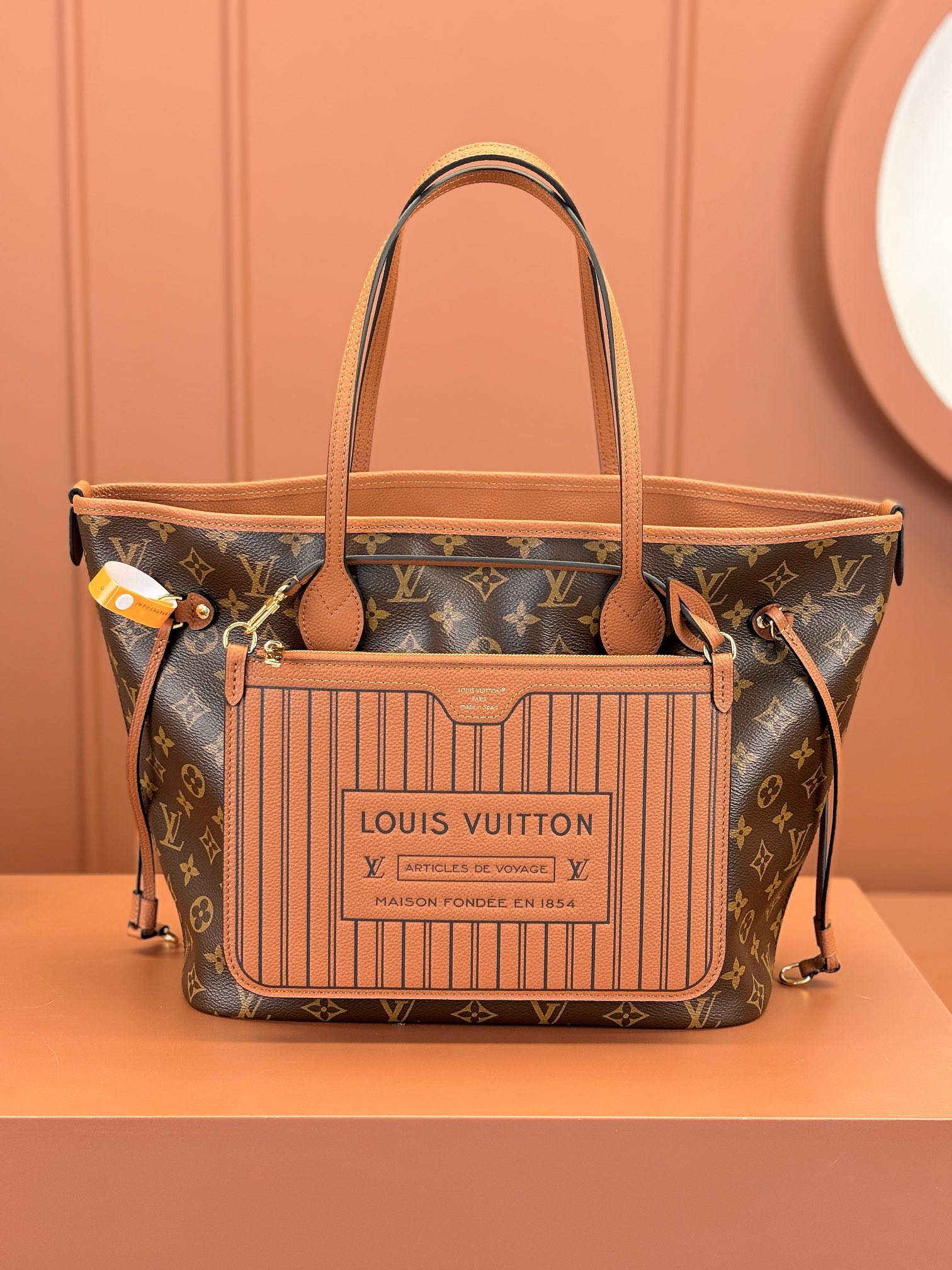 Louis Vuitton NEVERFULL INSIDE OUT Medium Handbag M12061