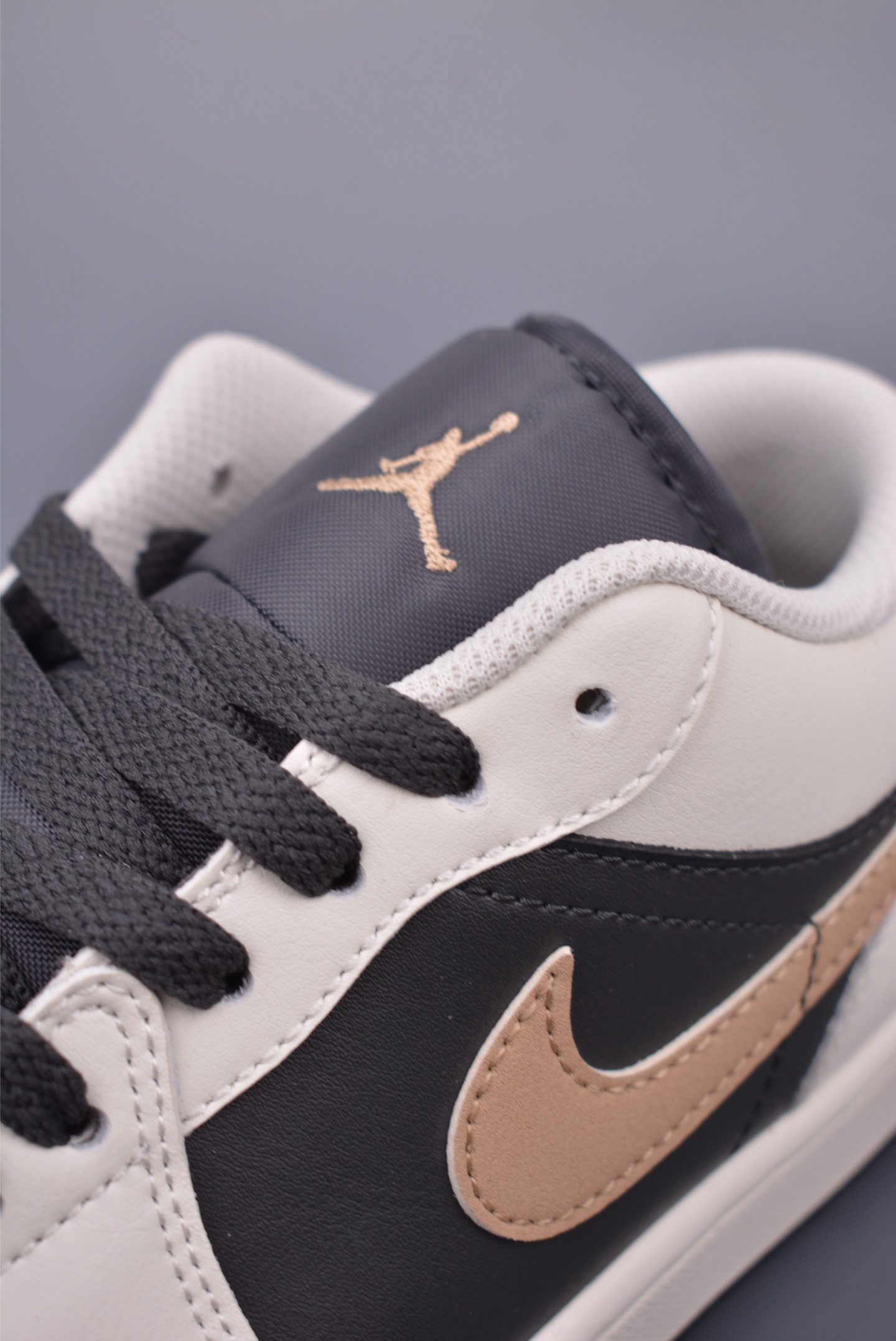 Air Jordan 1 Low AJ1 Sneakers Black White Brown IH0649-021