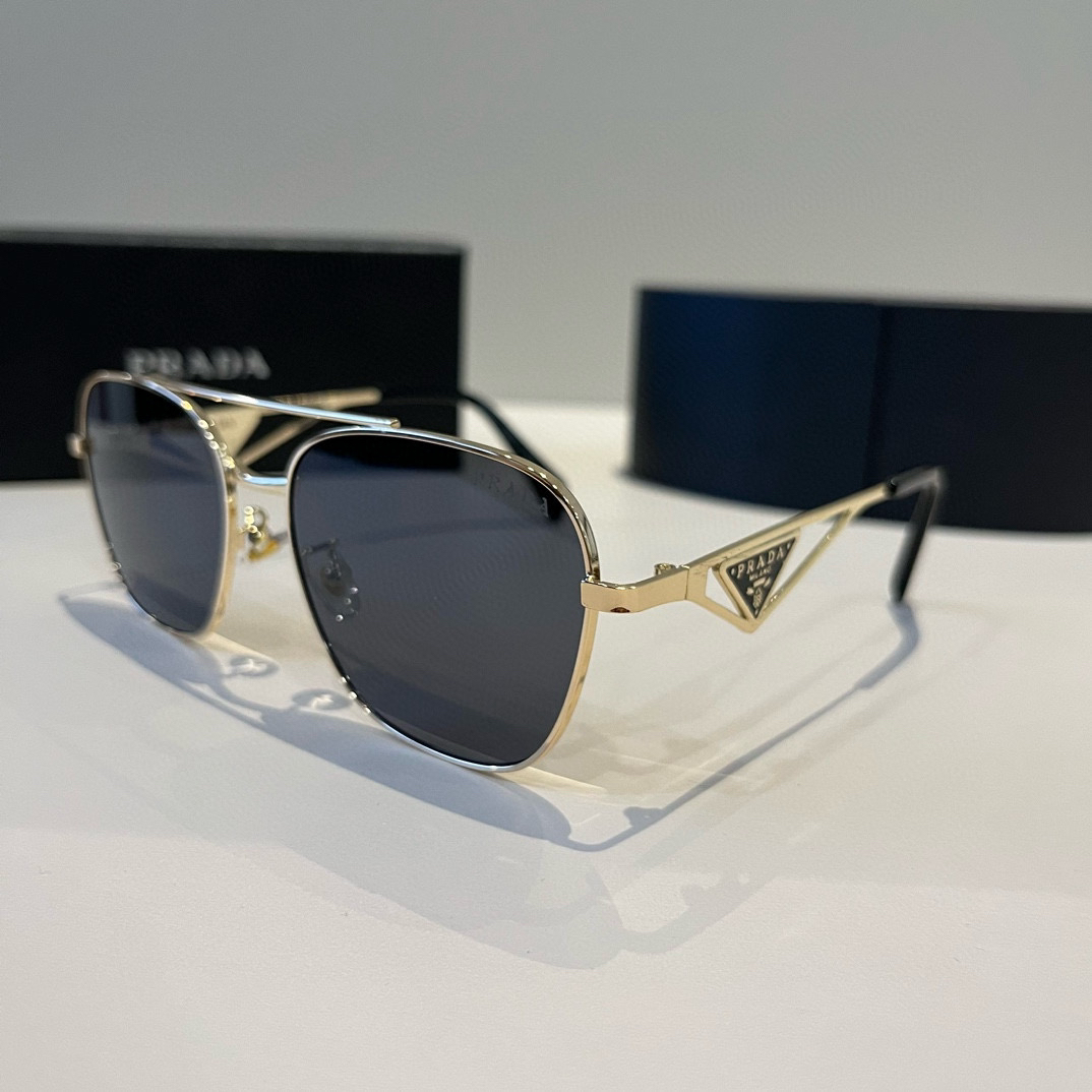 Prada round frame sunglasses
