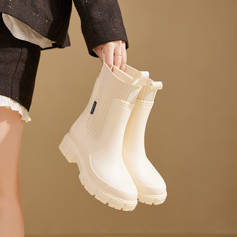 👢👢Women's soft-soled waterproof boots (Flash Sale - 50% Off)