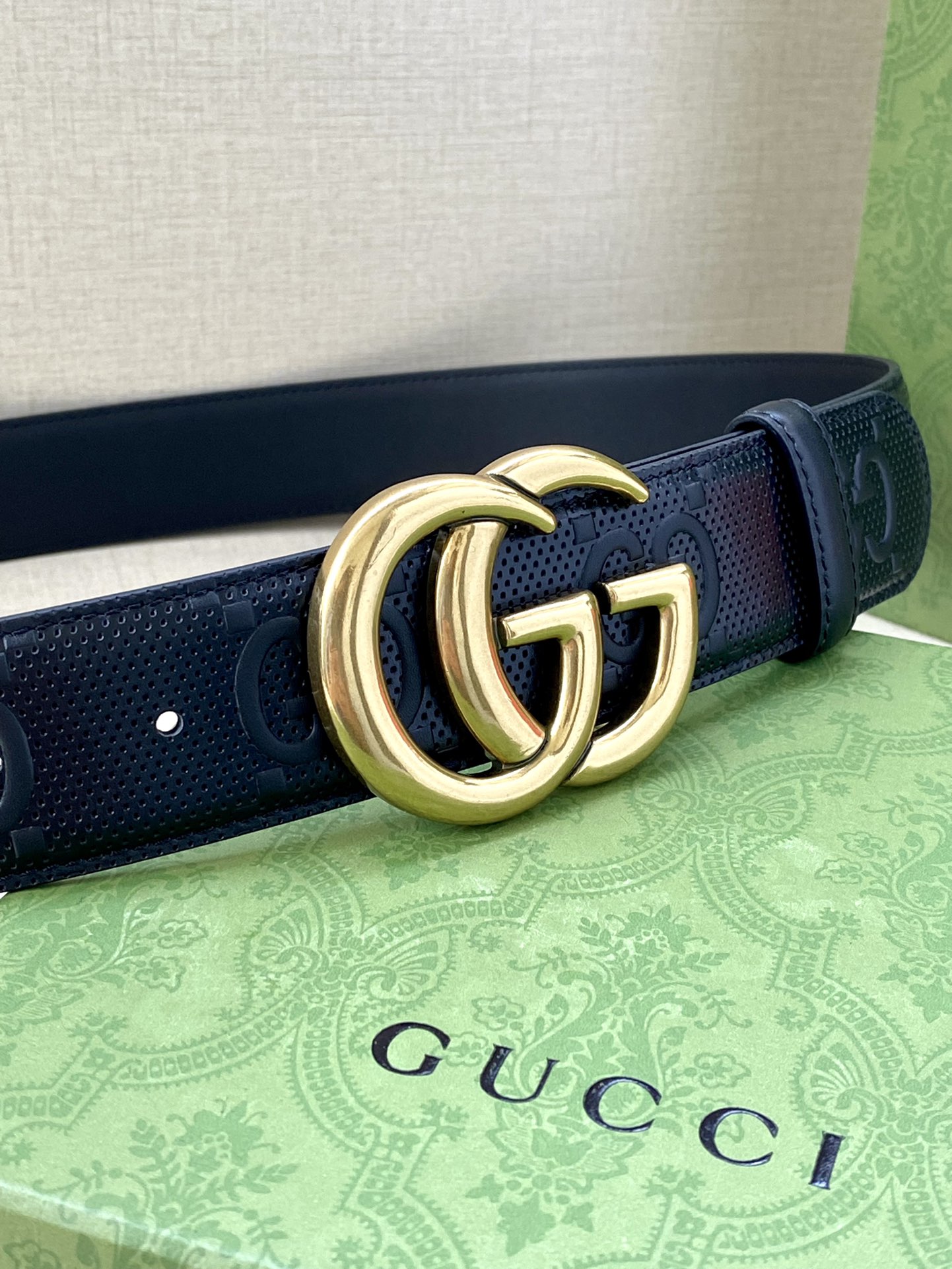Gucci black embossed leather belt width 4.0CM
