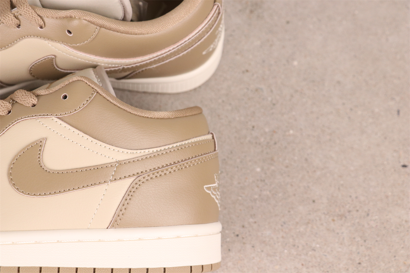 Air Jordan 1 Low'Rattan' DC0774-203