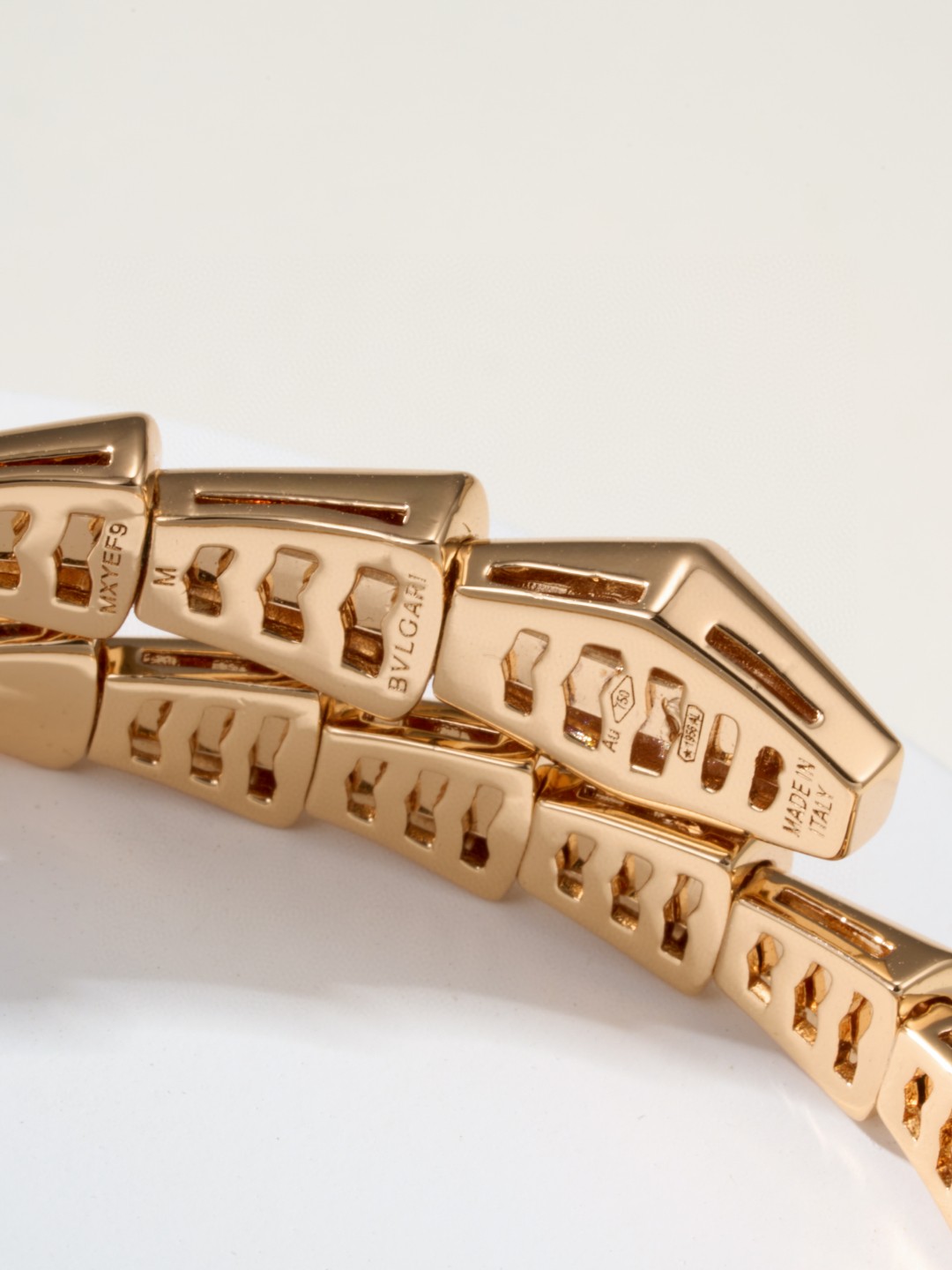 Bulgari head and tail diamond elastic snake bracelet