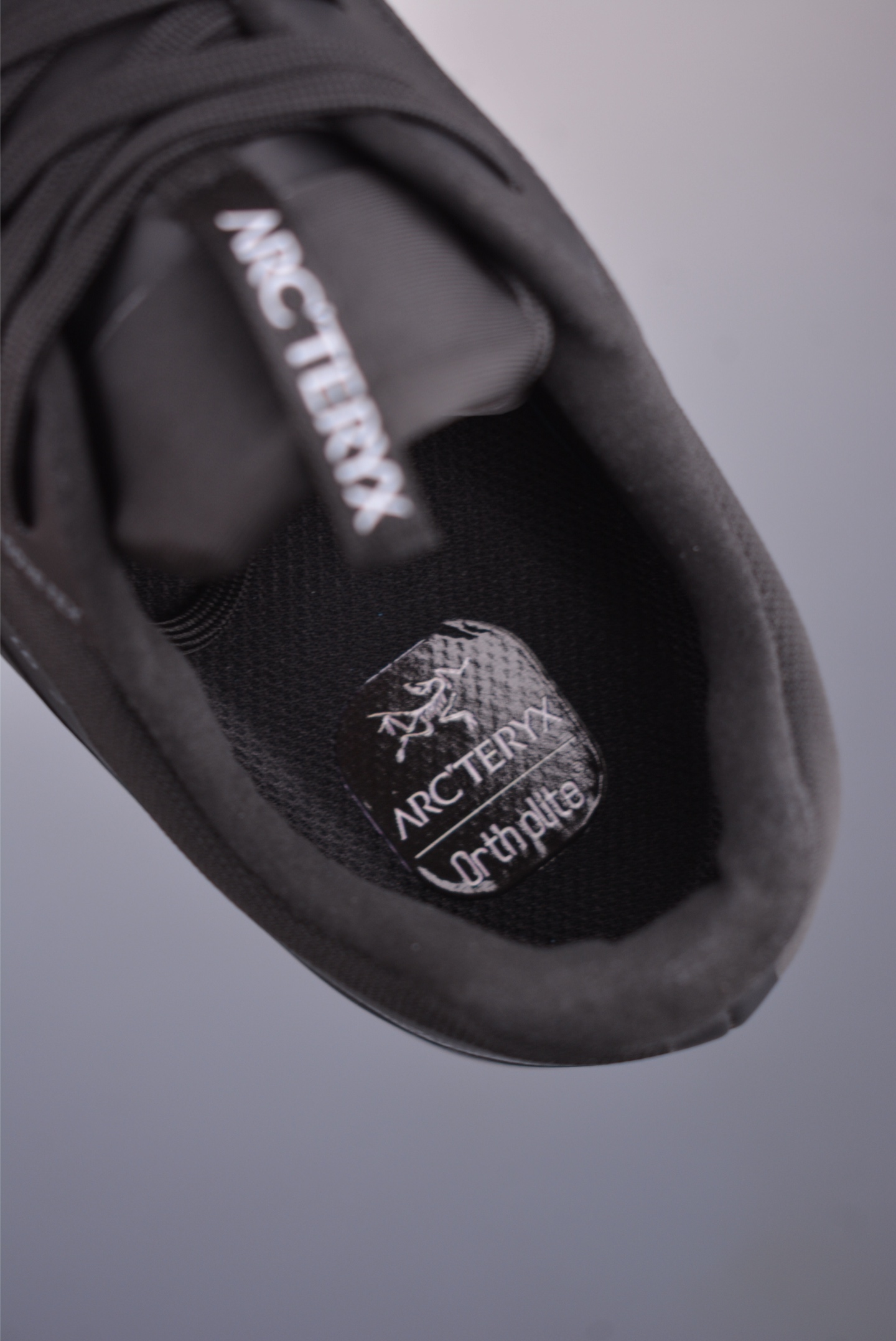 Arc'teryx KONSEAL LT W Black