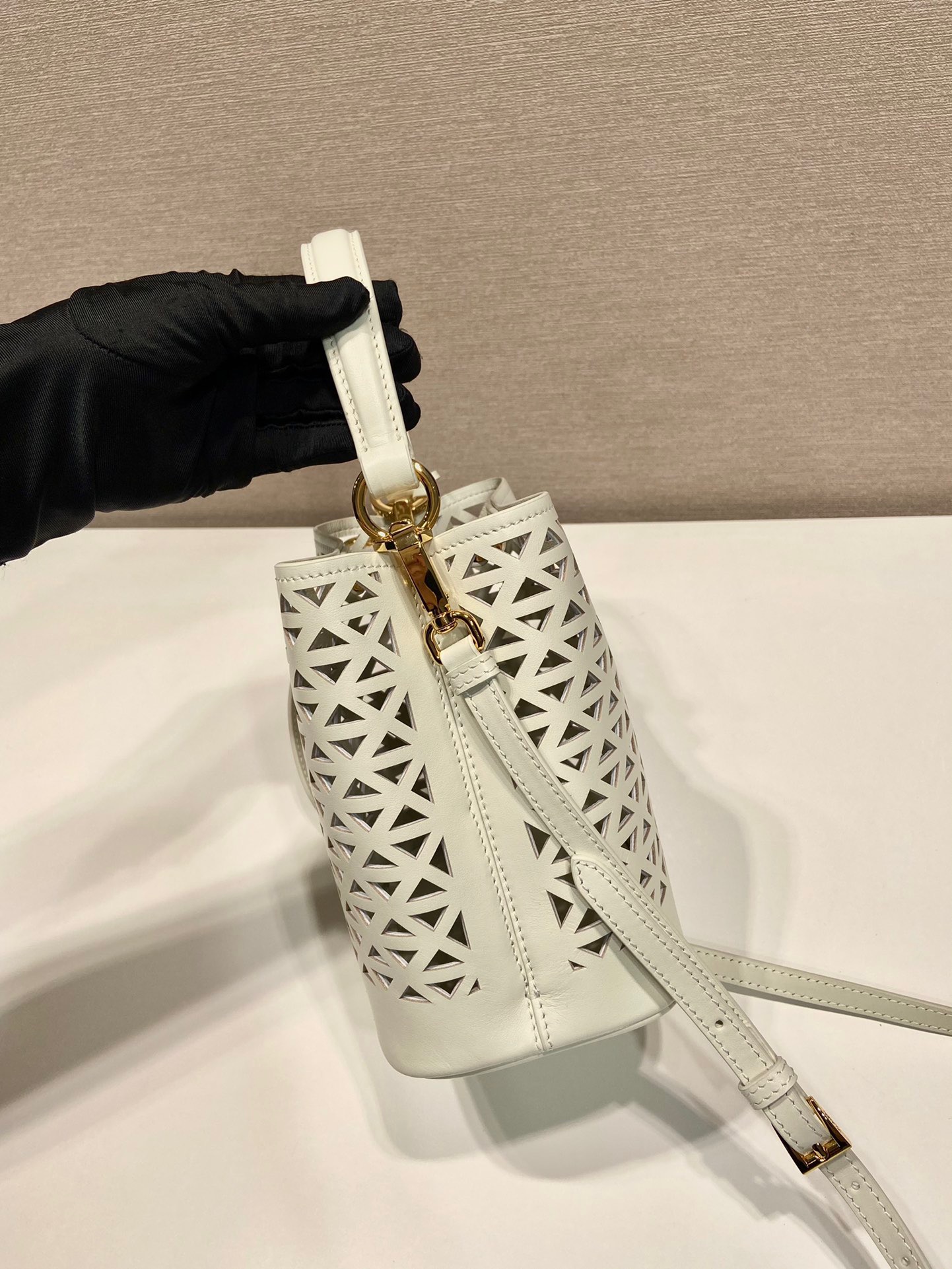Prada hollow bucket bag 1BA217
