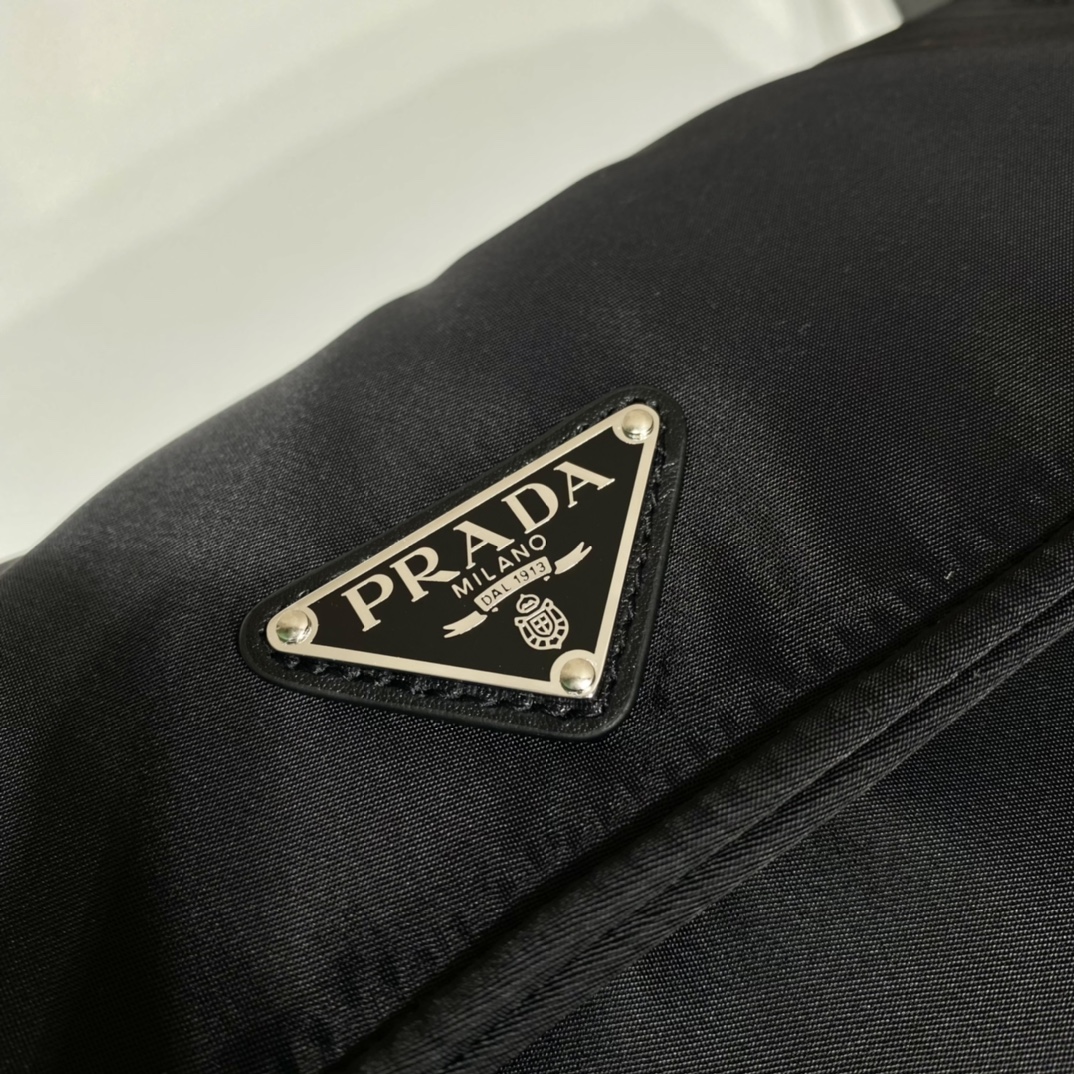Prada Mini Messenger Bag 1BD258