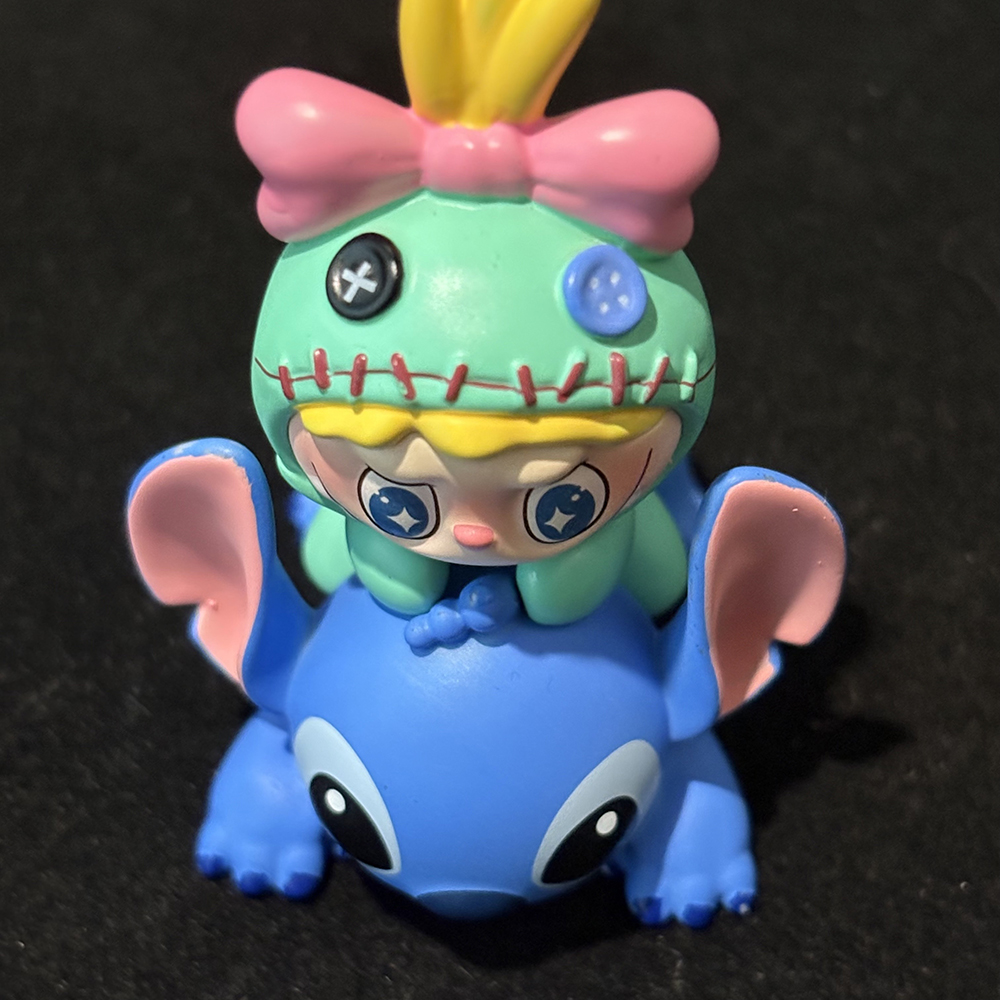 Labubu Rider Stitch cartoon doll size 5.5cm*4cm