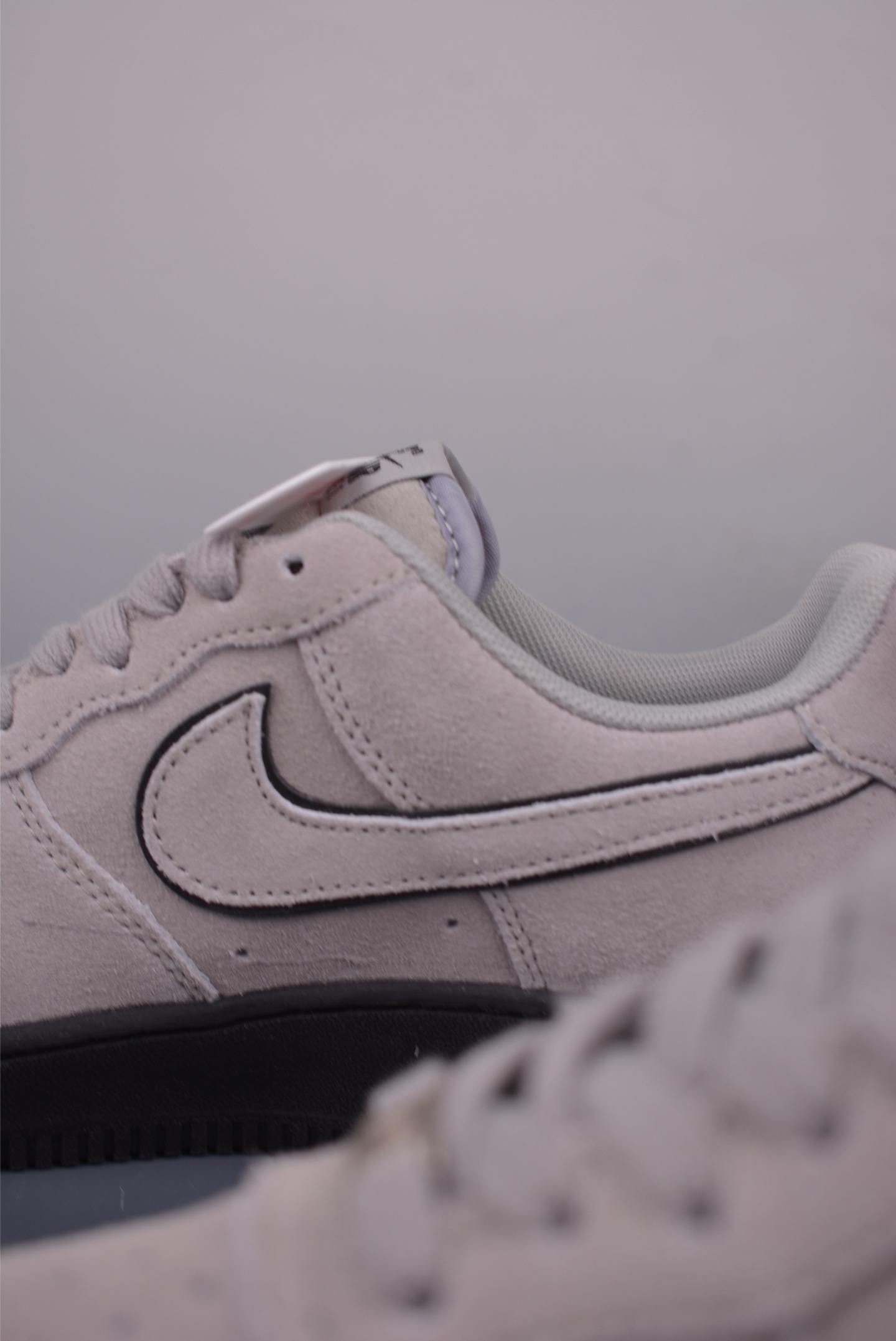 Nike Air Force 1 Low '07 LV8 