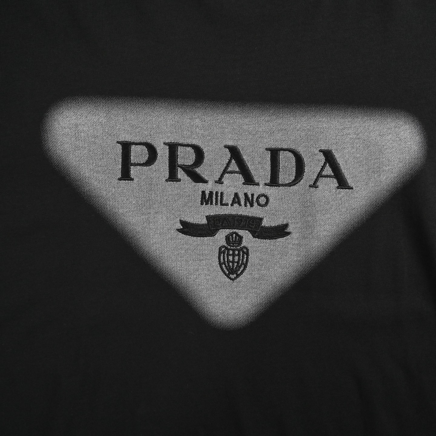 Prada 25ss triangle logo embroidered inkjet short sleeve