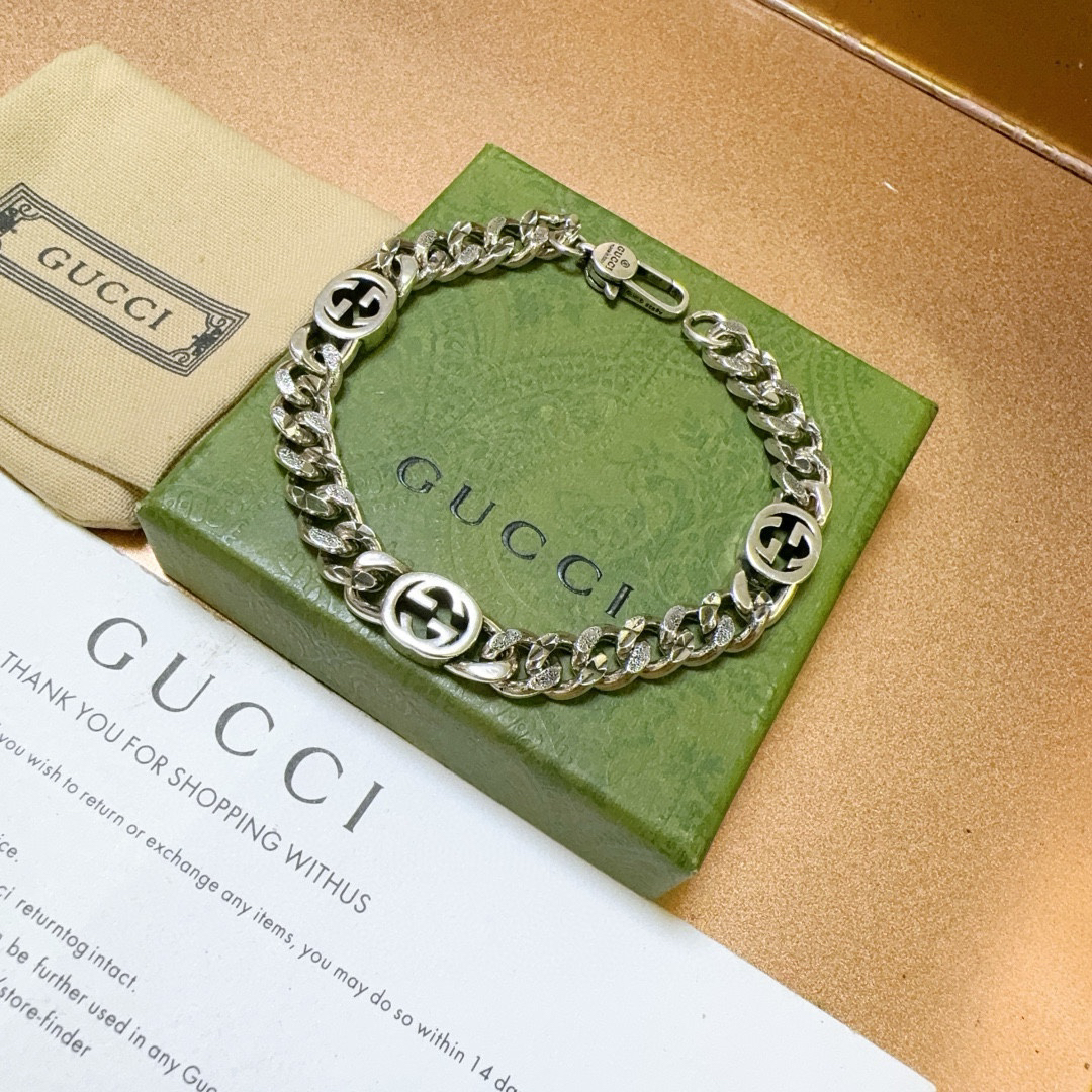 Gucci flat chain bracelet