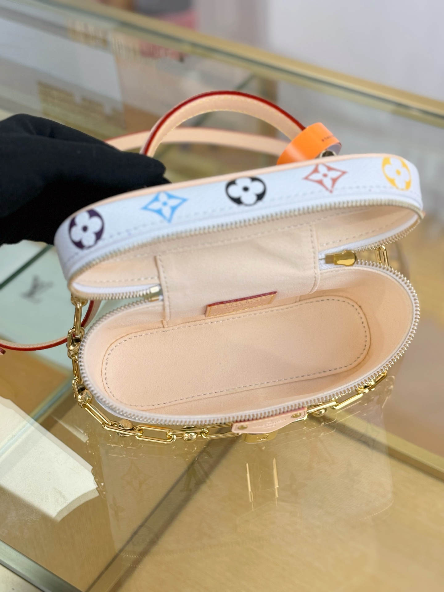 Louis Vuitton x TM VANITY CHAIN ​​POUCH M13662