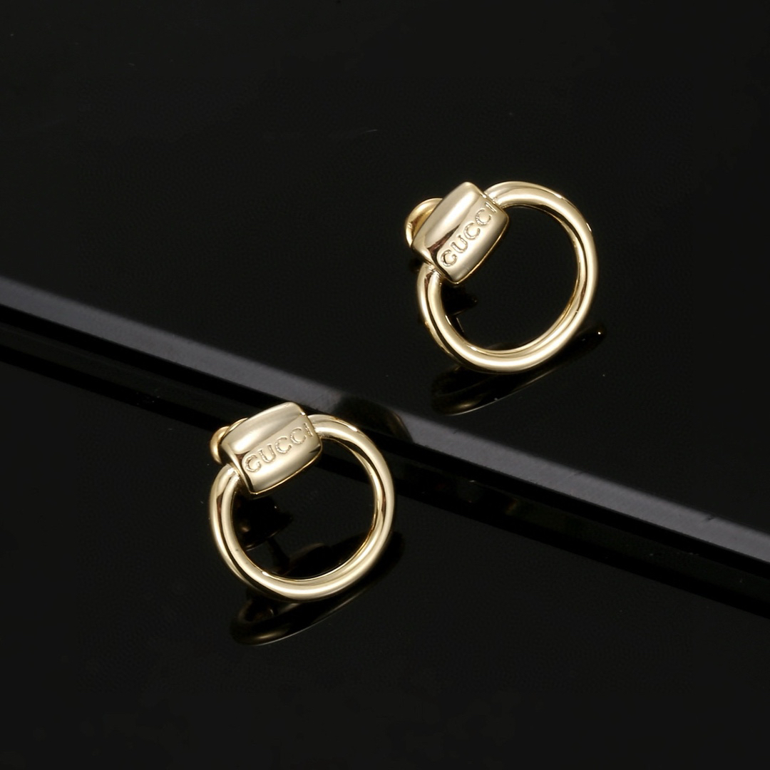 GUCCi hoop earrings