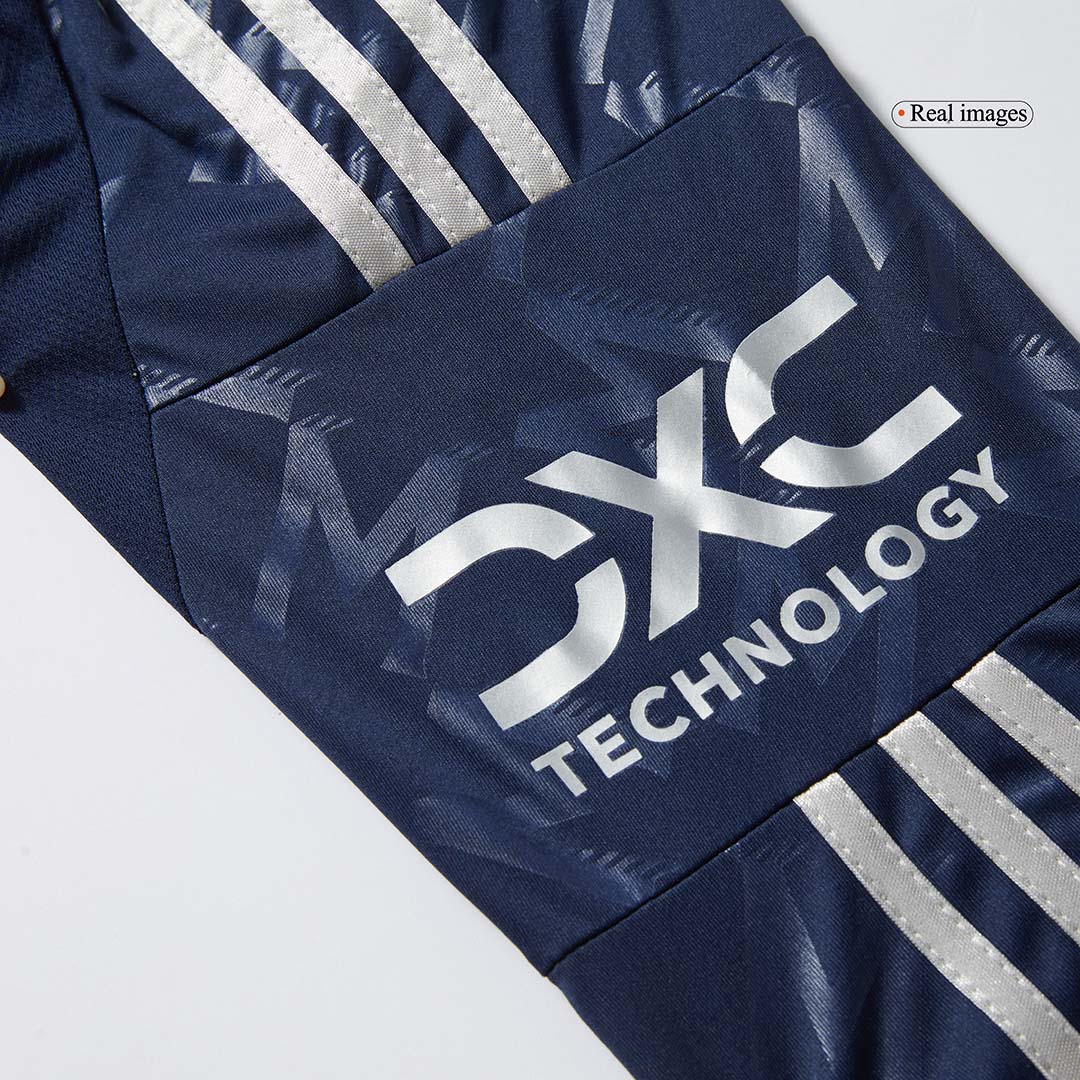 Manchester United long-sleeved away football shirt 2024/25