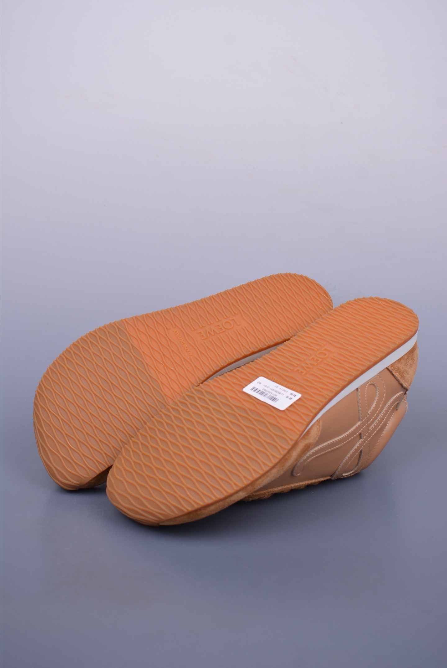 Loewe Ballet Runner 2.0 Sneakers Brown L815282X27-2100