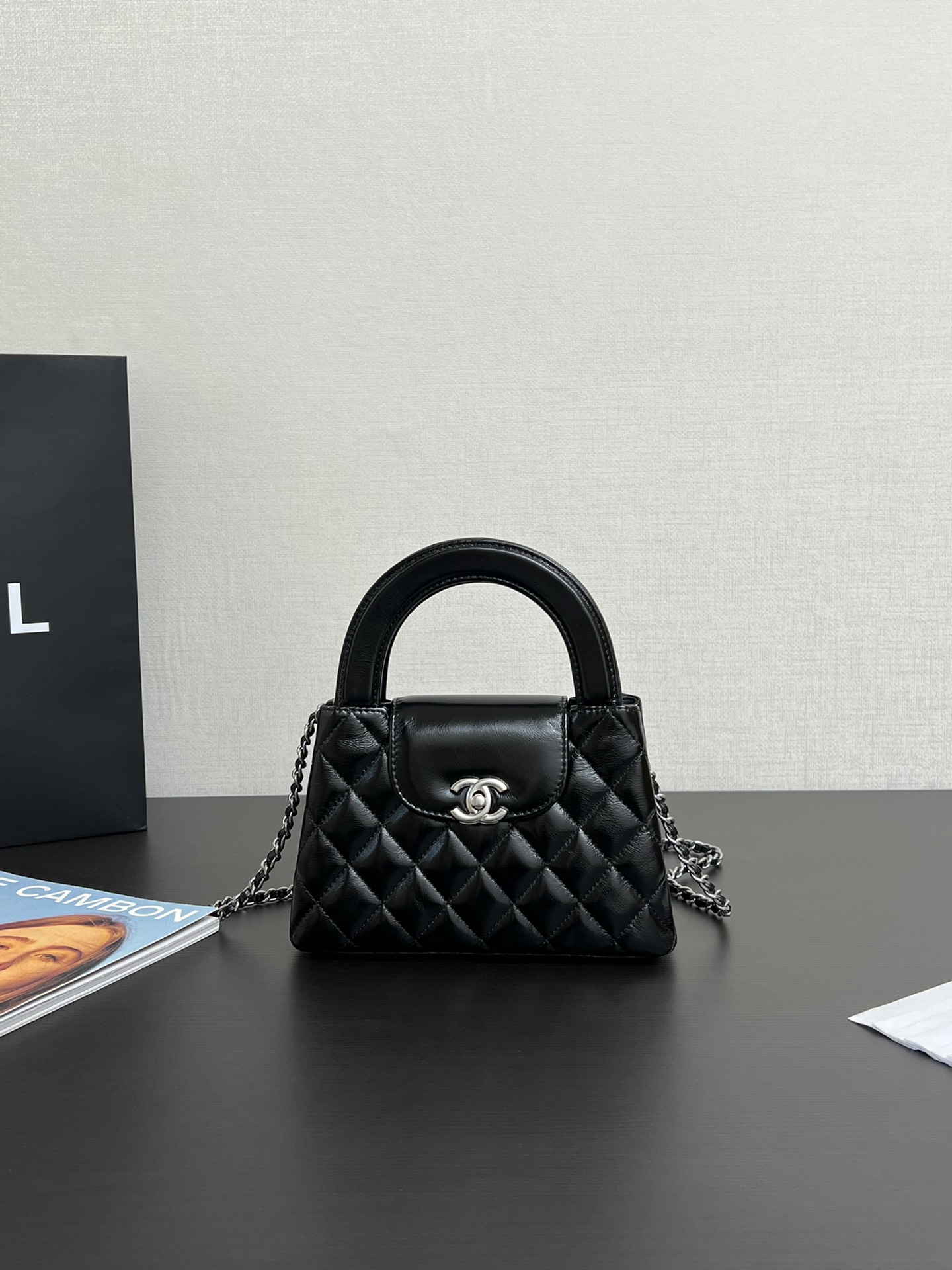 Chanel 25c large kelly diamond handbag 99300