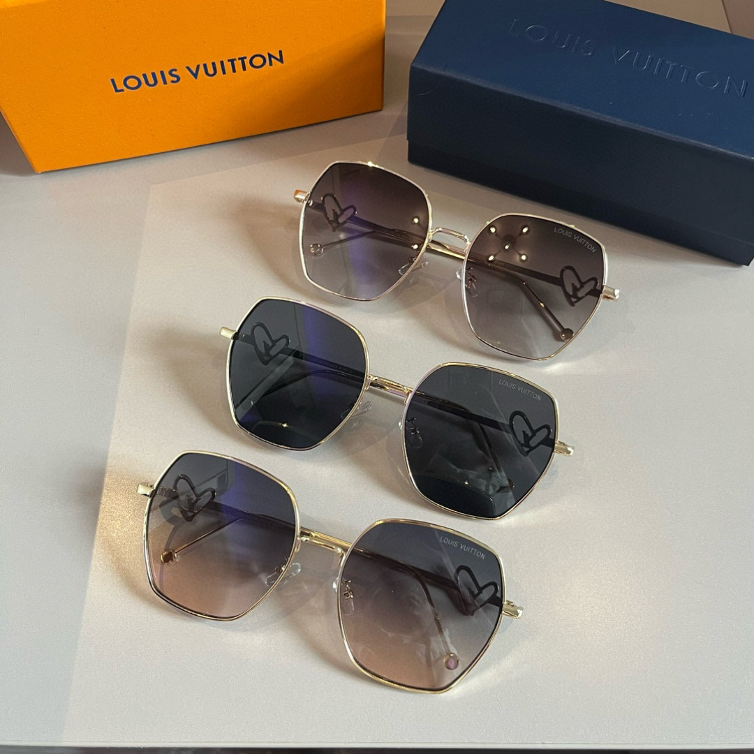Louis Vuitton round-frame sunglasses