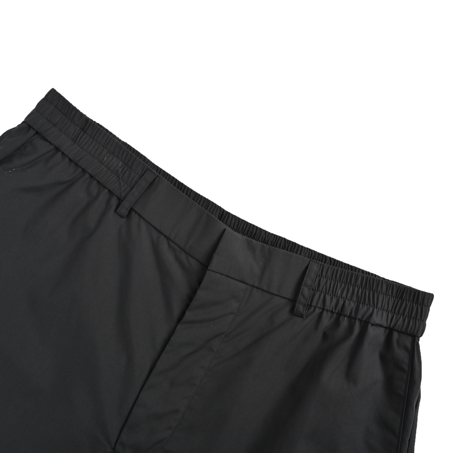 Fendi 25ss solid bermuda shorts