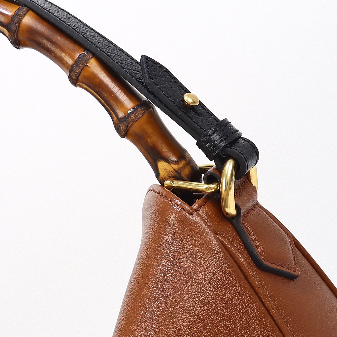 Gucci Diana large shoulder bag 746245 UAAAY 2548