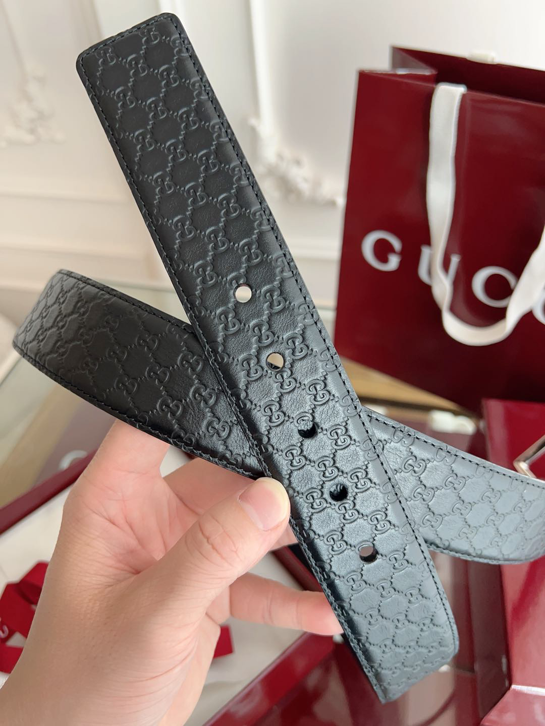 Gucci pin buckle embossed leather belt width 4.0cm