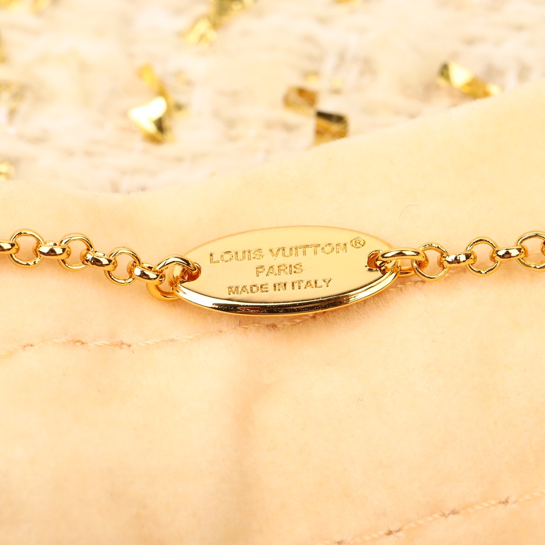 Louis Vuitton Diamond Double Necklace