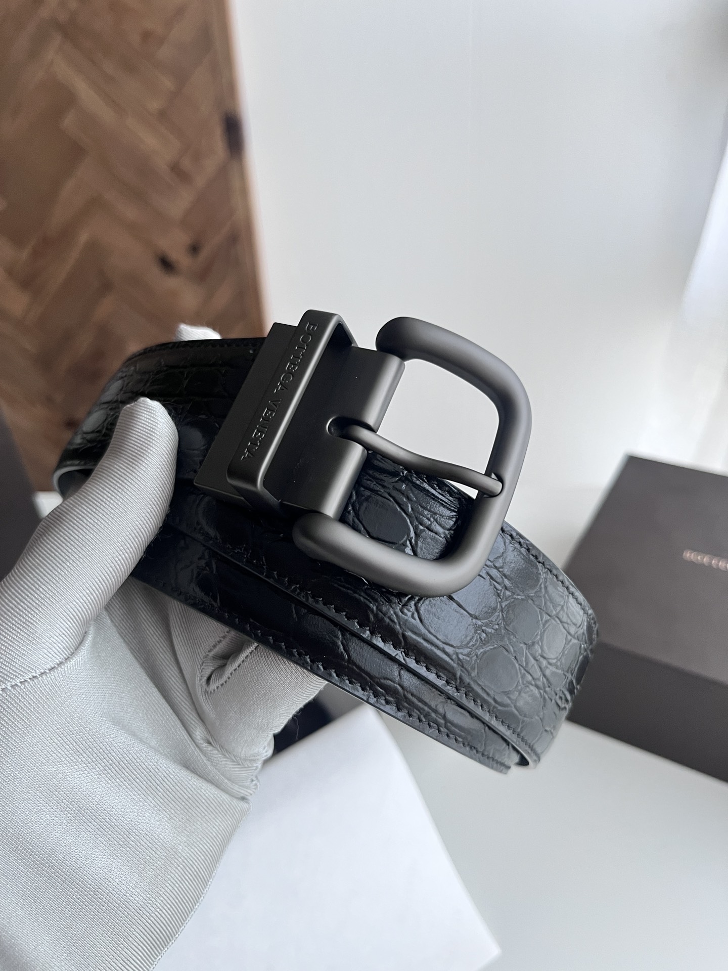 Bottega Veneta crocodile leather double-sided belt width 4.0cm