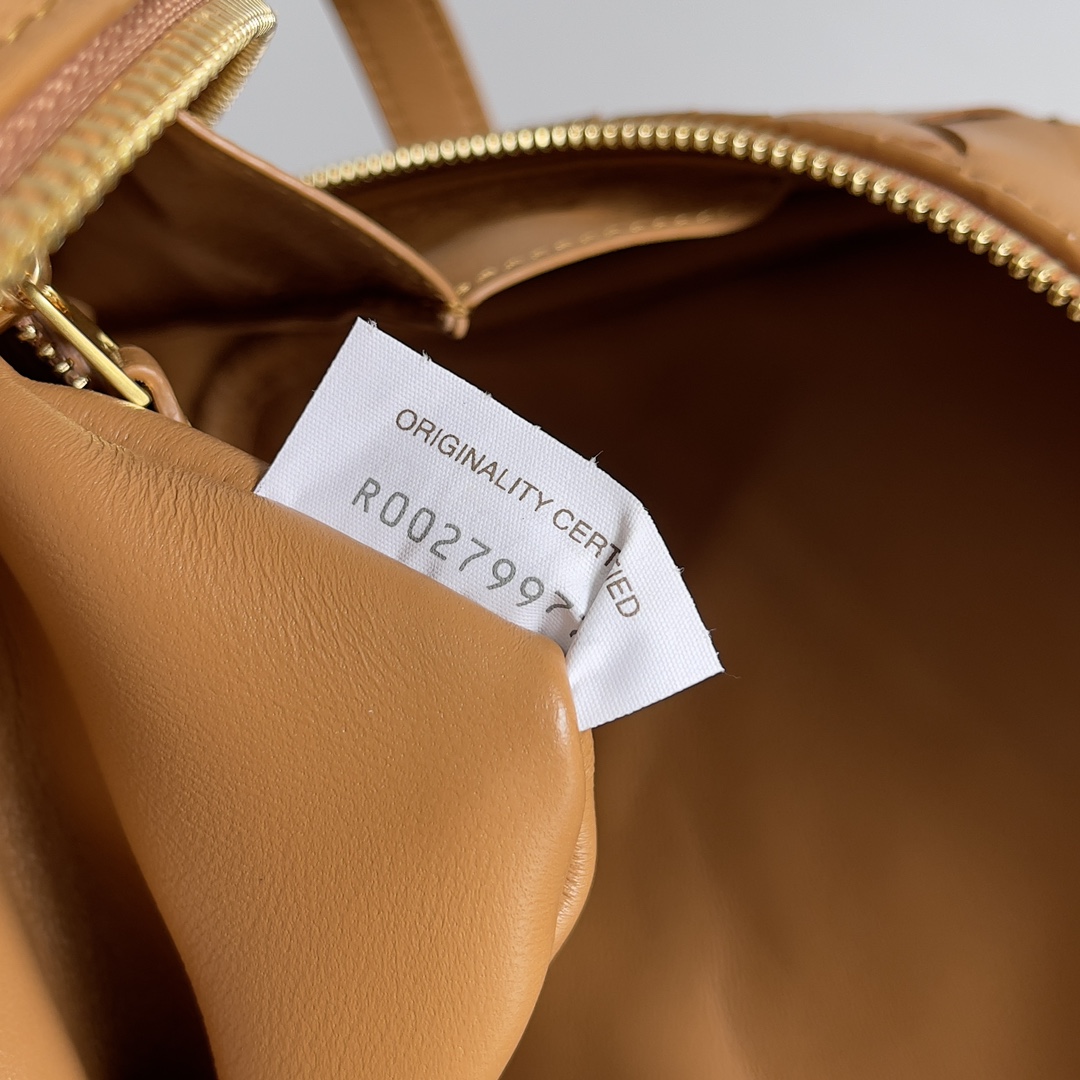 Bottega Veneta 2024 Spring Get Away Small Square Bag 776736