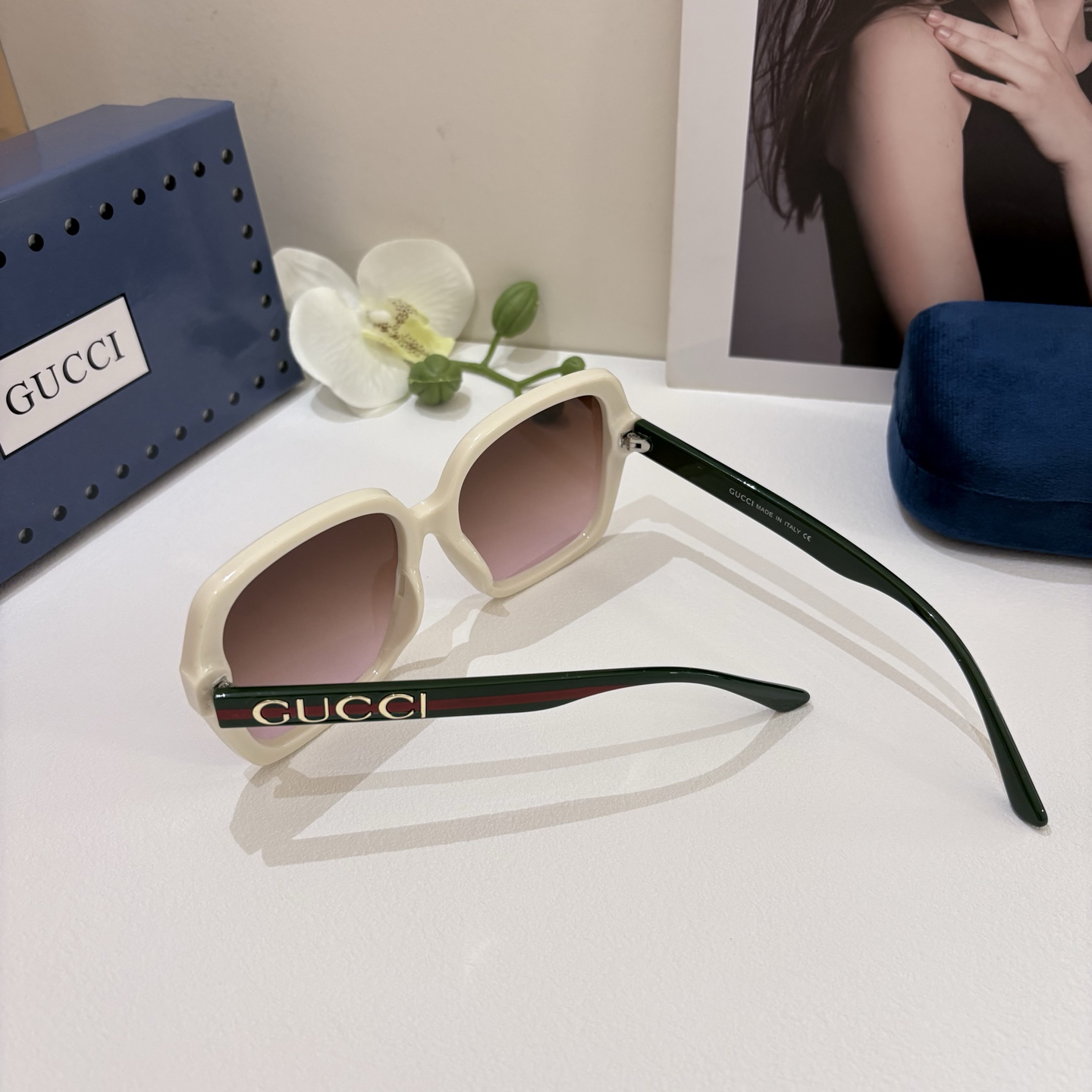Gucci Round Frame Sunglasses