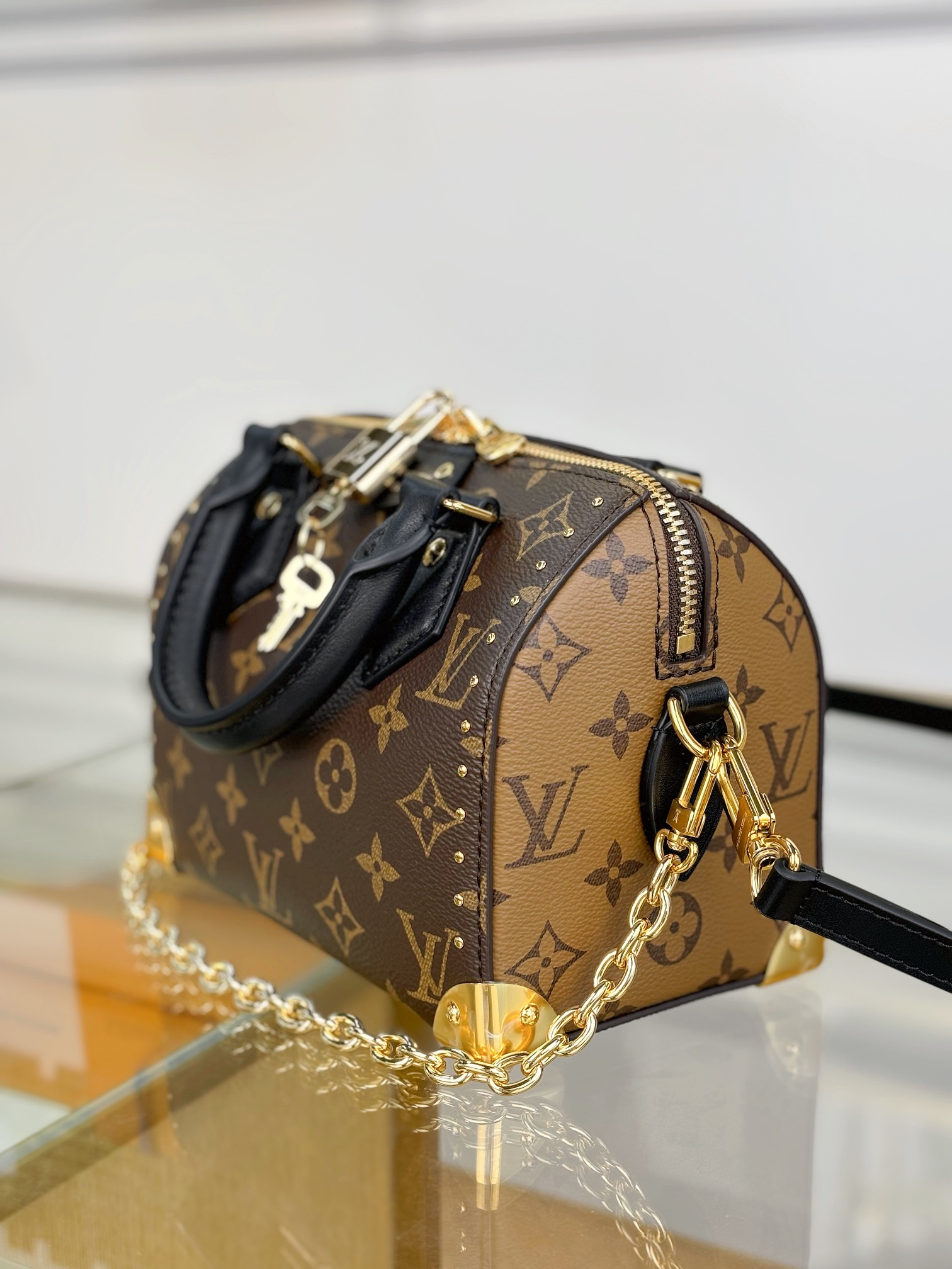 Louis Vuitton SPEEDY TRUNK 20 Bag M13146