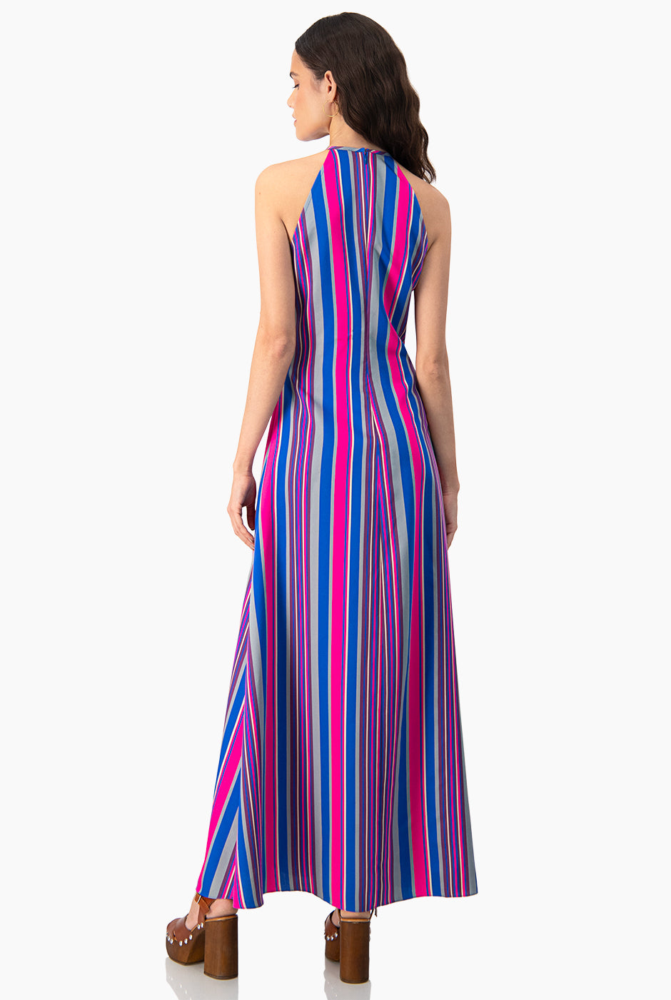 Vestido estampado de rayas con cuello halter