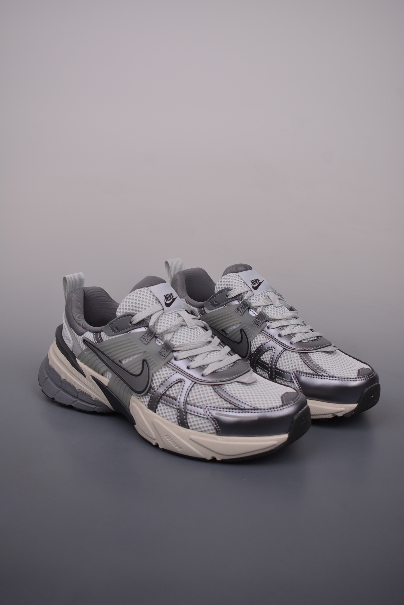 Nike Wmns V2K Runtekk LowTitanium Steel Grey FD0736-003